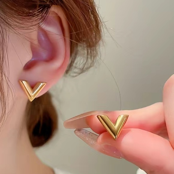 Jewelry - V Shaped Earrings Designer Look Gold Plated